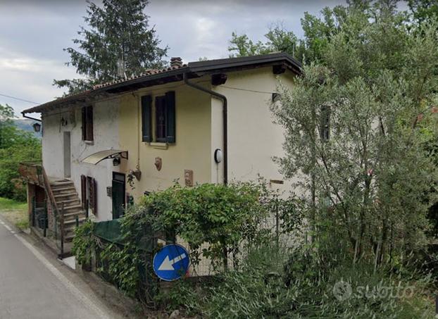 Casa con 2 appartamenti