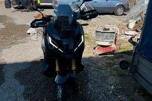 Honda xadv750
