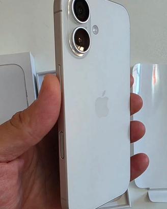 iPhone 16