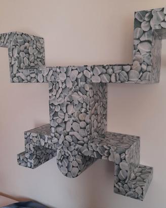 "OMINO PLURIMENSOLA"