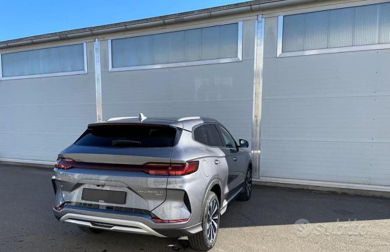 BYD Seal U Dm-I 2026 photo 2