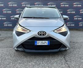 Toyota Aygo 5 Porte 1.0 Vvt-I 72 Cv X-Play