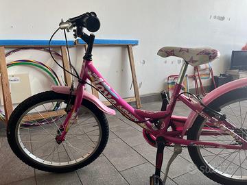 Bicicletta bambina 7/8 anni