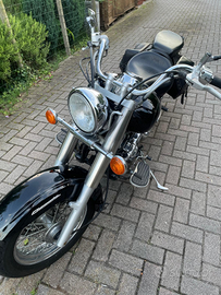 Yamaha xvs 650 dragstar classic