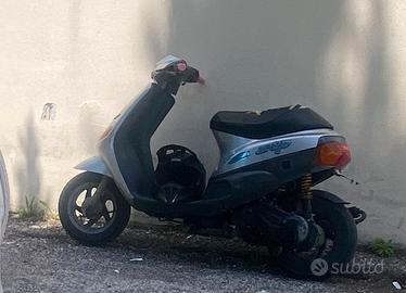 Piaggio zip 70