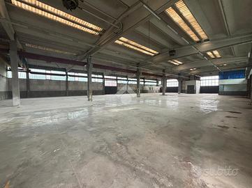 CAPANNONE A MARIANO COMENSE