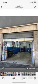 Locale officina auto