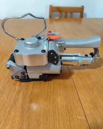 Reggiatrice pneumatica A19/A25 per reggia 19/25mm