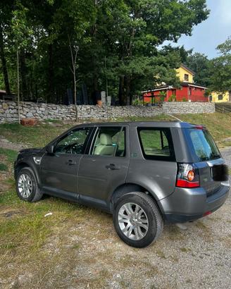 Land Rover Freelander 2