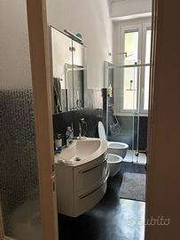 Mobile bagno IDEAGROUP con lavabo