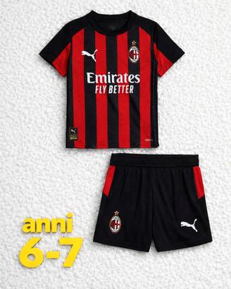 Maglia e pantaloncino Milan 2026 6-7 anni nuovo