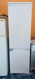 Frigorifero combinato da incasso Indesit 