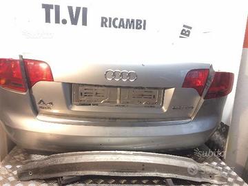 Portellone paraurti traversa e fari audi a4 grigio