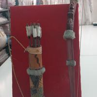 arco con fodero e 10 frecce indiano artigianale