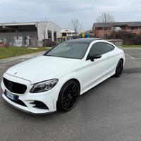 MERCEDES-BENZ C300d 245CV AMG 2018