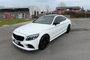 MERCEDES-BENZ C300d 245CV AMG 2018