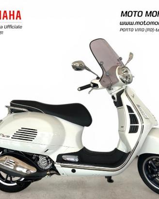 Piaggio Vespa 300 GTS Super