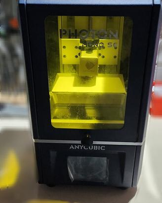 Stampante 3D ANYCUBIC  (Resina)