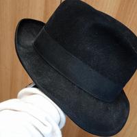 cappello nero anni 70 a falda larga