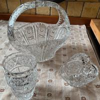 Compisizione in  cristallo  cesti e bicchiere