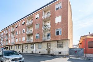 2 LOCALI A GRUGLIASCO