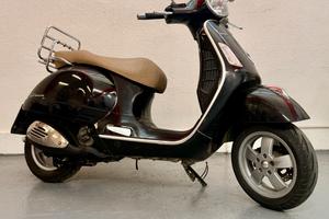 Vespa GTS 300