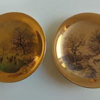 Due piatti decorati oro zecchino, vintage 