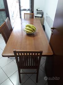 Tavolo da cucina più 6 sedie