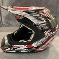 Casco cross airoh