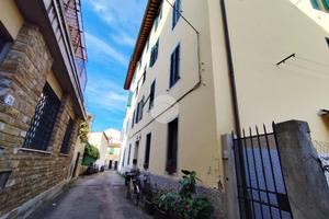3 LOCALI A FIRENZE