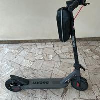 Monopattino DUCATI +CASCO DUCATI