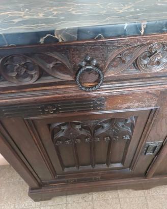 Camera da Letto d'epoca stile Neogotico Piemontese