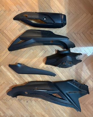 Pezzi vari Kymco Agility.