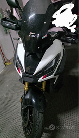 Xadv 750