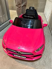Macchina mercedes elettrica fucsia per bimbi