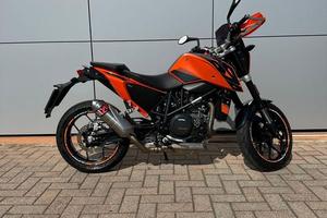 KTM 690 Duke