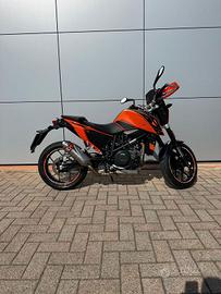 KTM 690 Duke