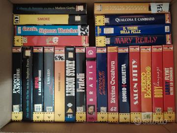  Videocassette a scelta assortite