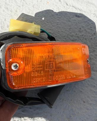 Freccia laterale SIA SX-DX 4JB1 Isuzu Trooper 1983
