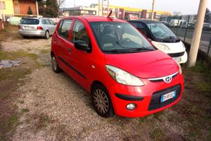 HYUNDAI  i10 1.1 BENZ+GPL 2009