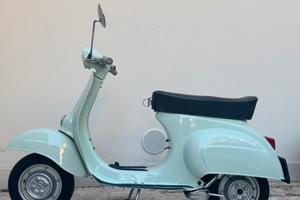 Vespa 50n del 1965 perfettamente restaurata