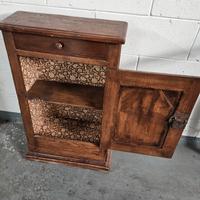 mobiletto antico