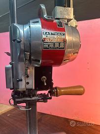 Taglierina per tessuto