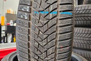 225 40 R 18 92v M+S Dunlop Sp sport Winter 5D Bwm 