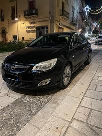Opel Astra CDTI 2011