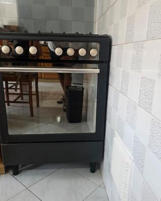 cucina elettrica ariston 