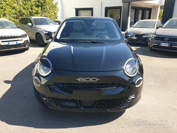 FIAT 600 Hybrid 110 CV DCT MHEV La Prima