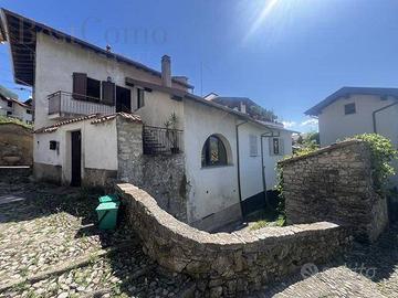 Casa indipendente di 170 m² con 5 locali a Tremezz