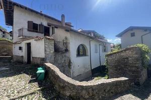 Casa indipendente di 170 m² con 5 locali a Tremezz