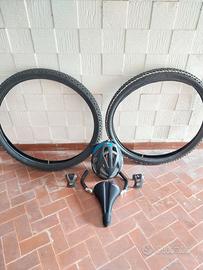 lotto casco + gomme 27,5 + appendici mtb ed altro